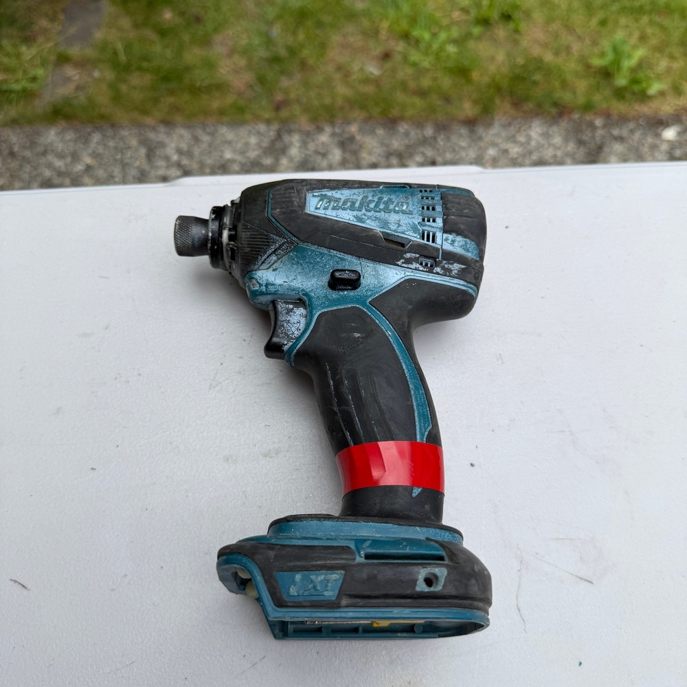 Makita DTD146 18V LXT 1/4" Cordless Impact Driver Tool Only